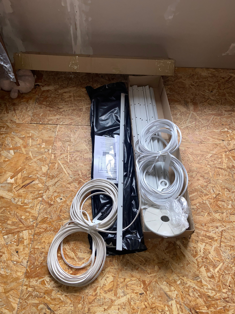 Комплект натяжного потолка