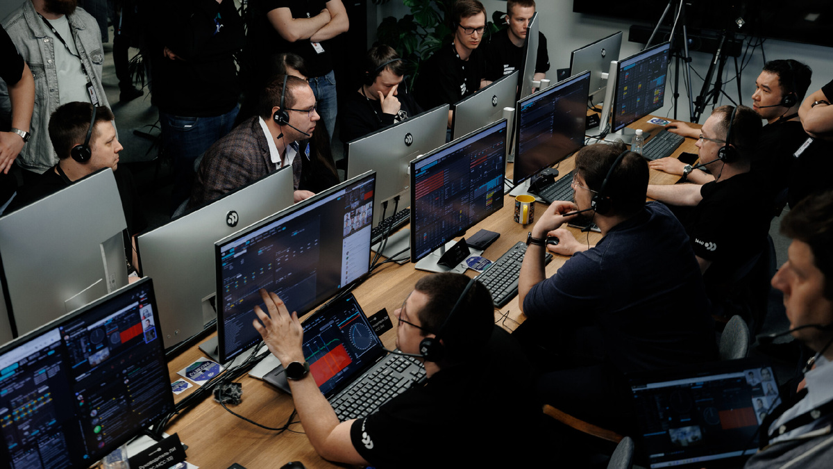 Центр управления полетами. Изображение с официального сайта Бюро 1440 - https://1440.space