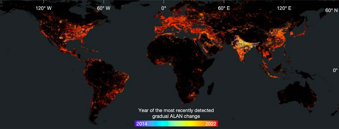 Земля стала ярче на 16%: кто включает и выключает свет на планете