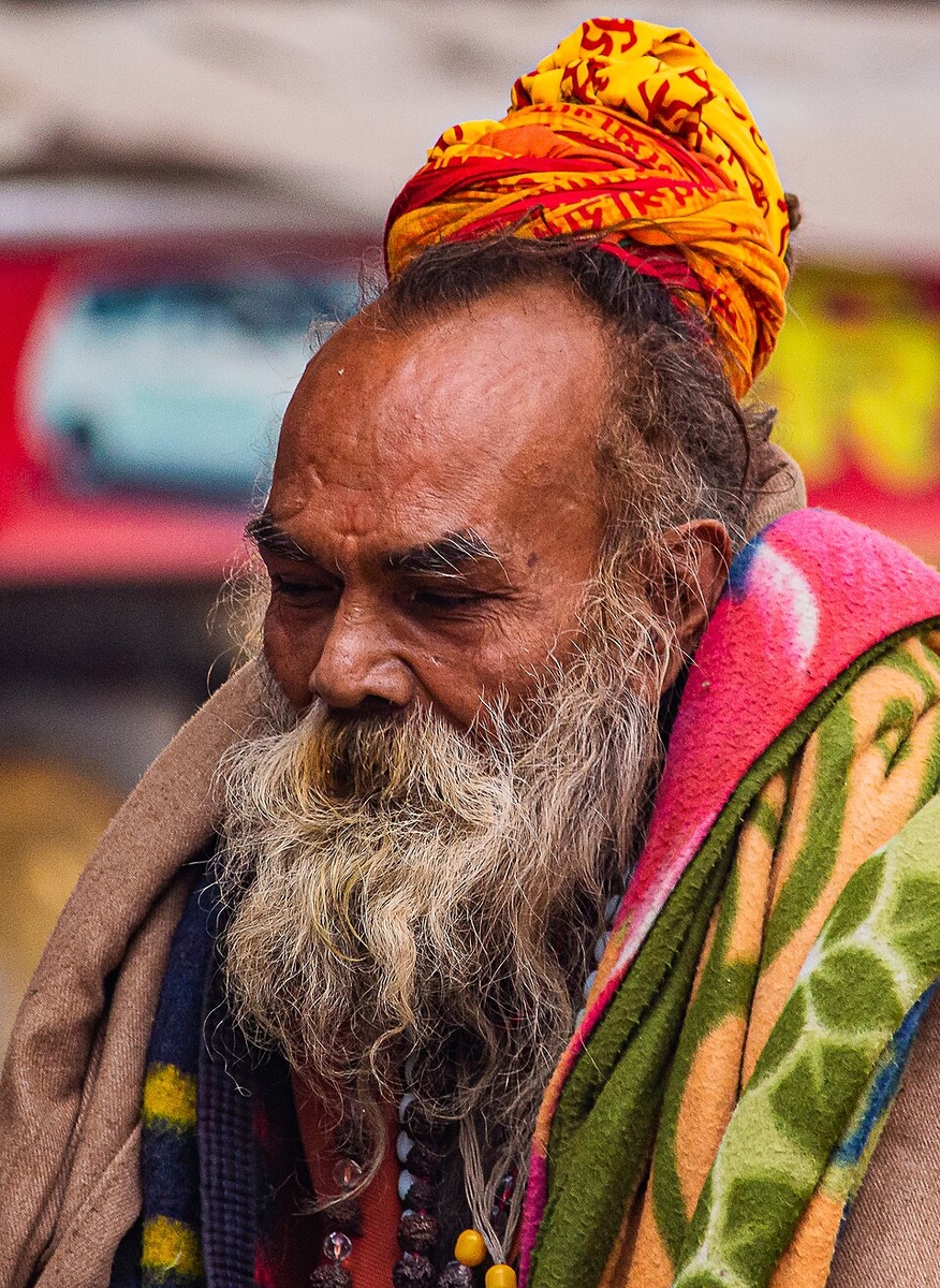 Сначала кажется, что это что-то странное и даже пугающее. Но за этим образом — целая философия жизни, которую в Индии понимают с детства.