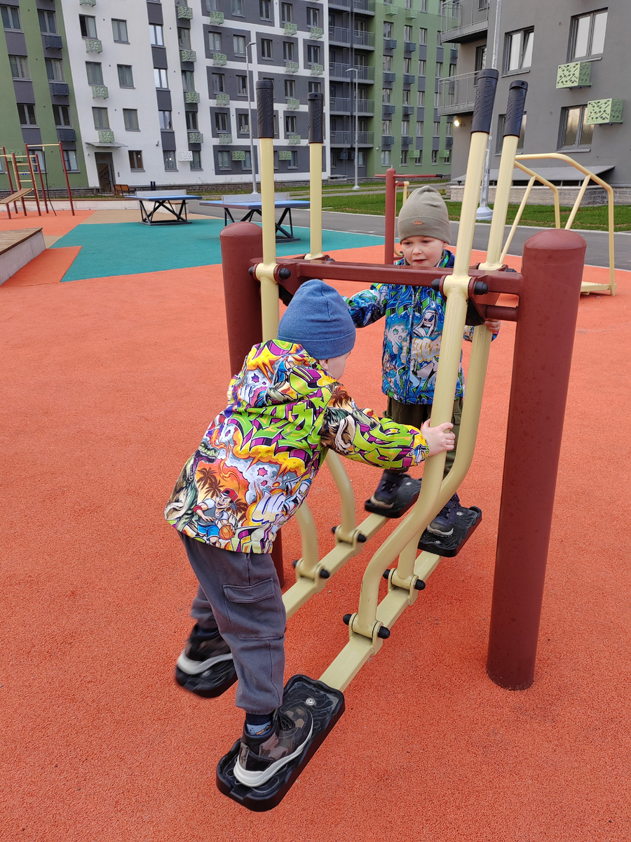 На спортплощадке