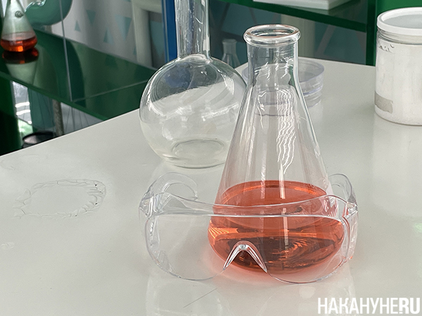 Деньги на оборудование кабинетов решат проблему? Или сначала надо поднять статус учителя?