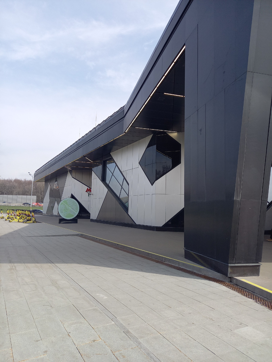 метро Тютчевская