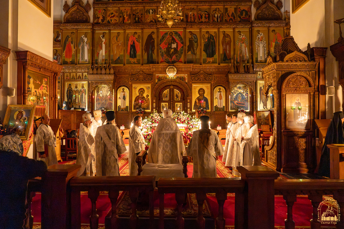 Торжество из торжеств: празднование Пасхи в Святогорской Лавре