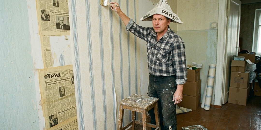 Ремонт по-советски: почему обои клеили на газеты и как мы варили клейстер из муки.