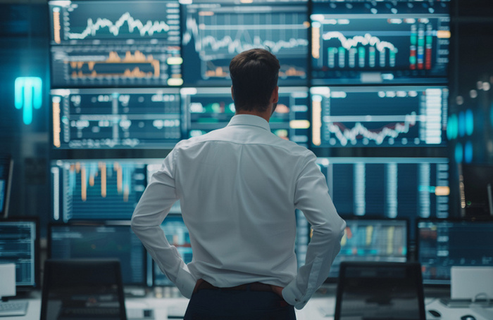 Снижение спроса на нефть в отчете МЭА и рост рубля. Обзор финансового рынка от 14 апреля