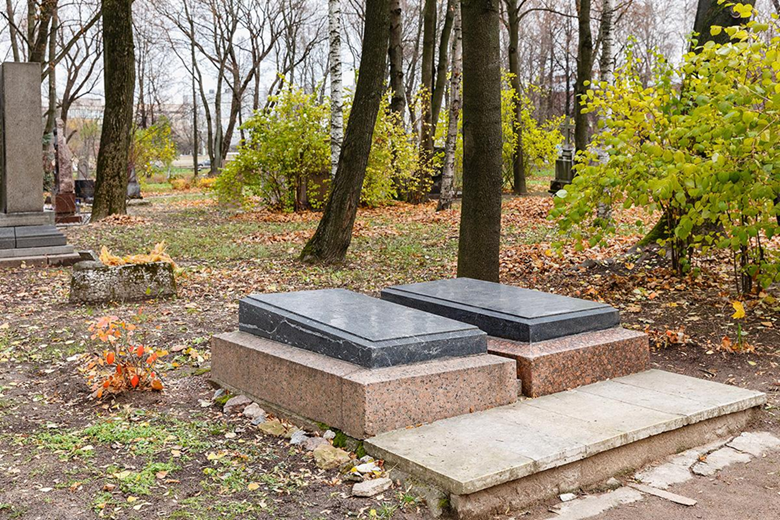 Путешественник Миклухо – Маклай и художник Врубель. Два знаменитых россиянина скончавшиеся 14 апреля