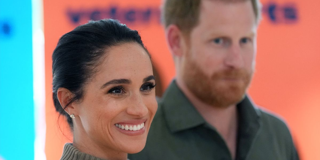 Как перестать быть «Высочеством» и начать торговать: австралийский вояж Гарри и Меган