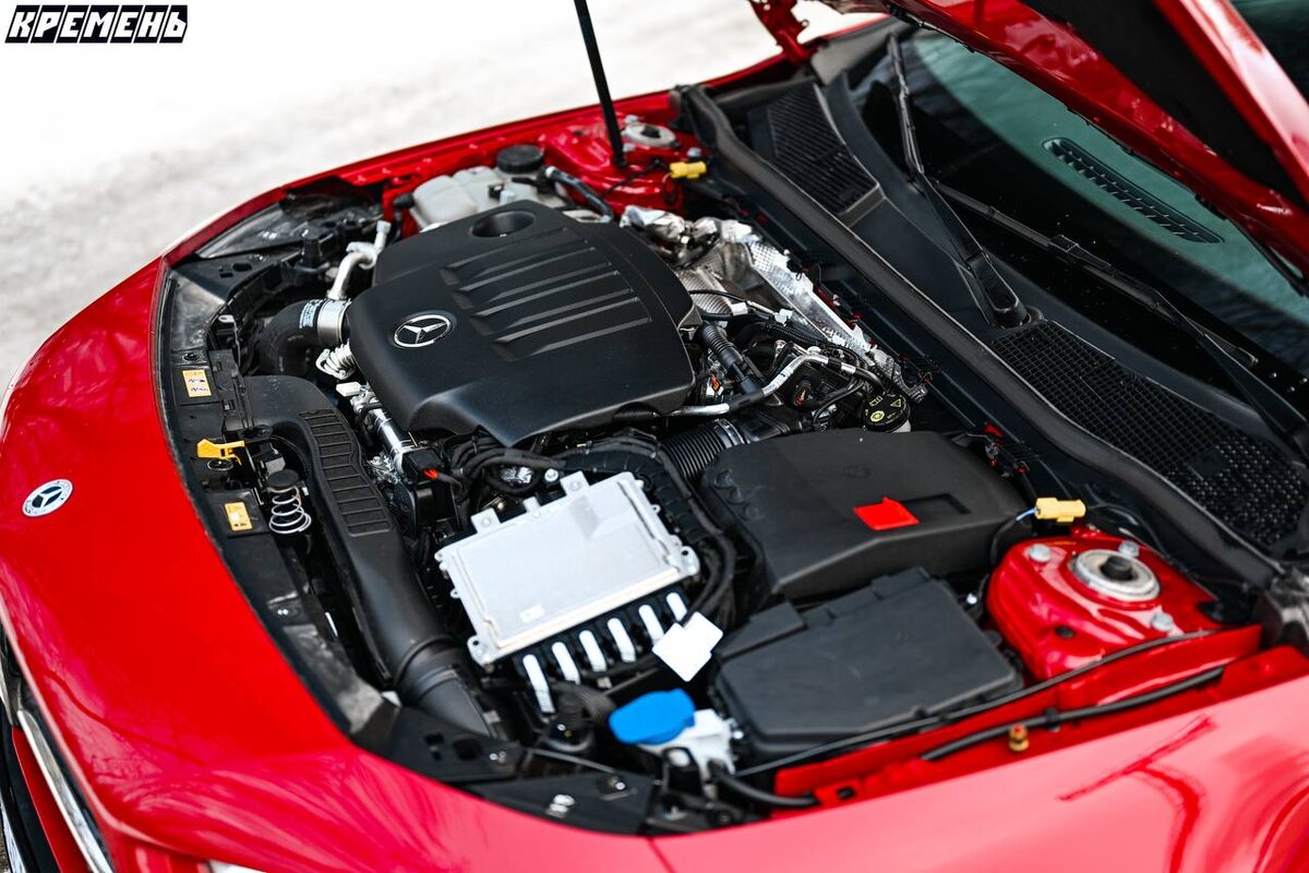 Под капотом ничего лишнего >>>>>