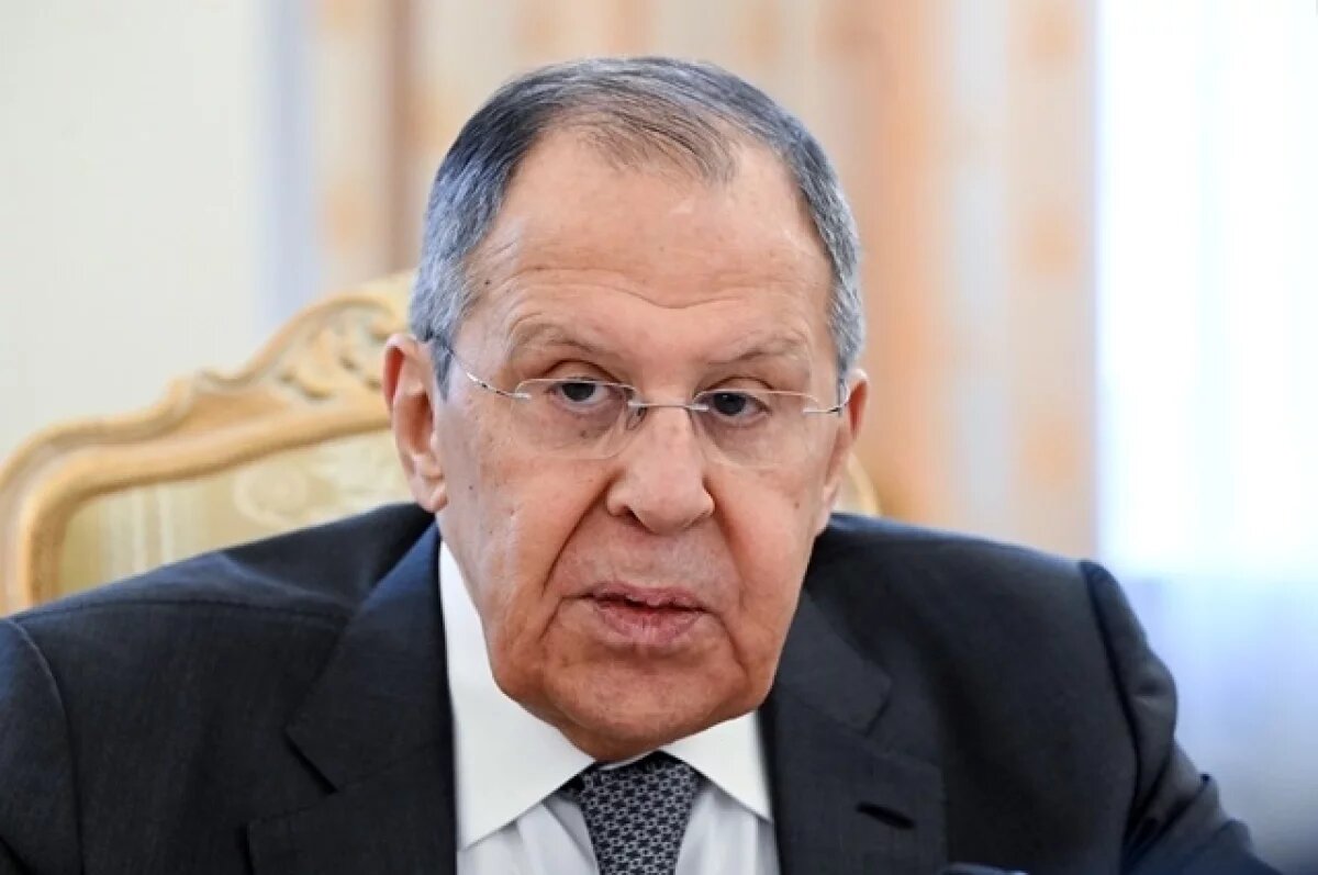    Си Цзиньпин и Лавров проводят встречу в Пекине