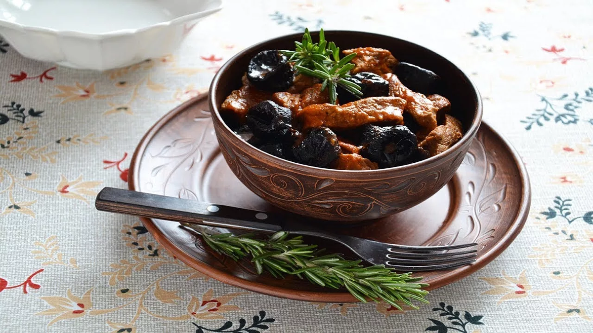 мясо утшёное