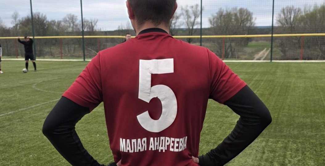 ⚽Под светом «Зари»: в Малой Андреевке возрождают традиции дворового футбола