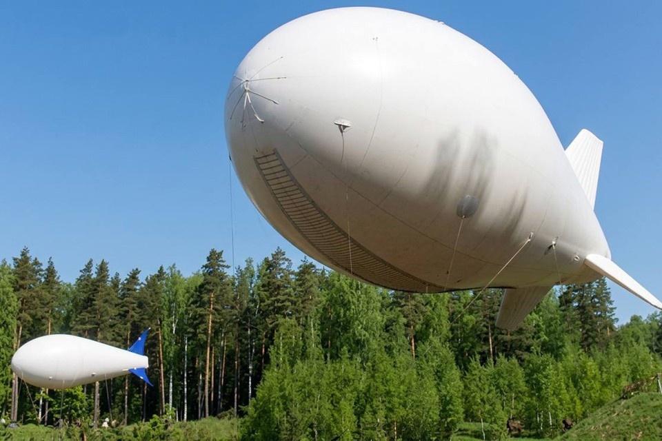    На высоте в километр аэростат или дирижабль раздает связь и интернет на сотни километров вокруг. Фото из архива НПЦ "Ушкуйник