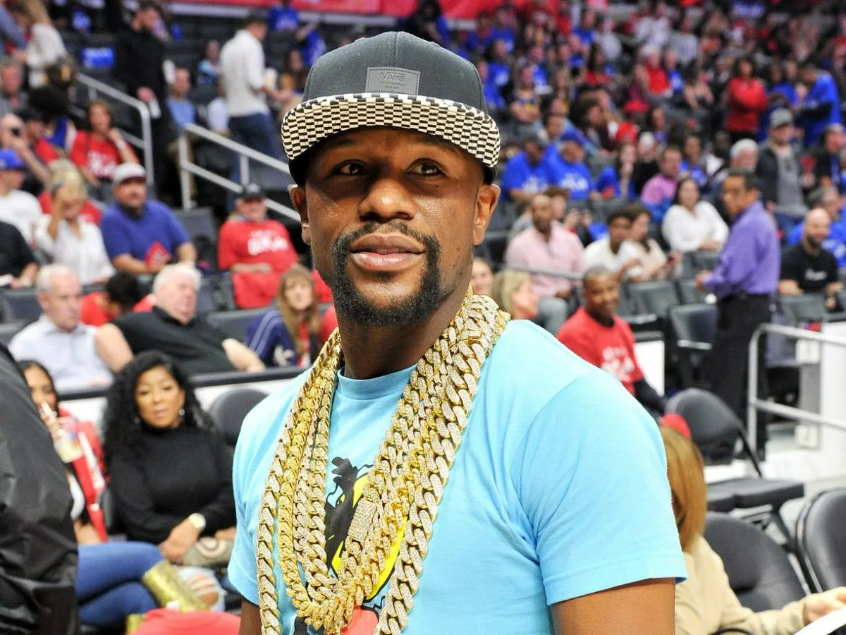 Флойд Мейвейзер (младший): 50 боёв - 50 побед