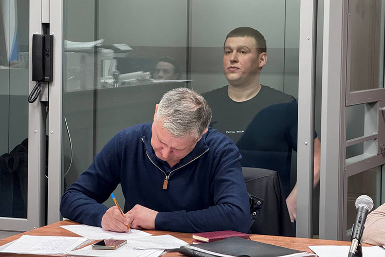    Казанского бизнесмена Ильнура Гибадуллина и еще пятерых человек обвиняют в схематозах, на которых они, по версии следствия, смогли заработать полмиллиарда.   
Фото: Альбина Фархутдинова