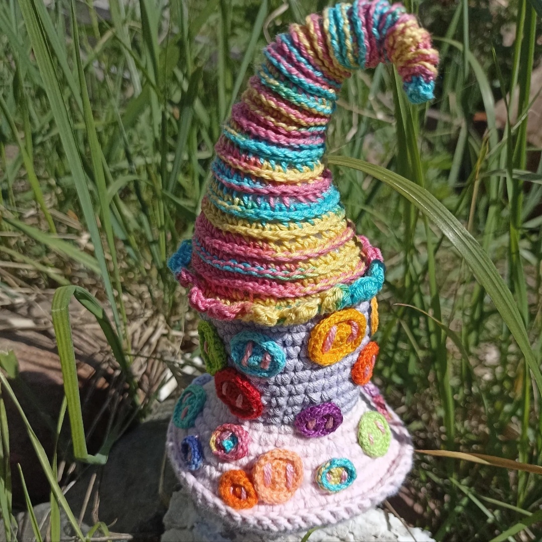 Пуговичный домик. Вилена Салтыкова