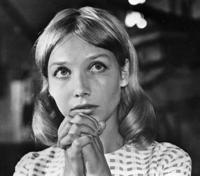 Аполлония Ракса.