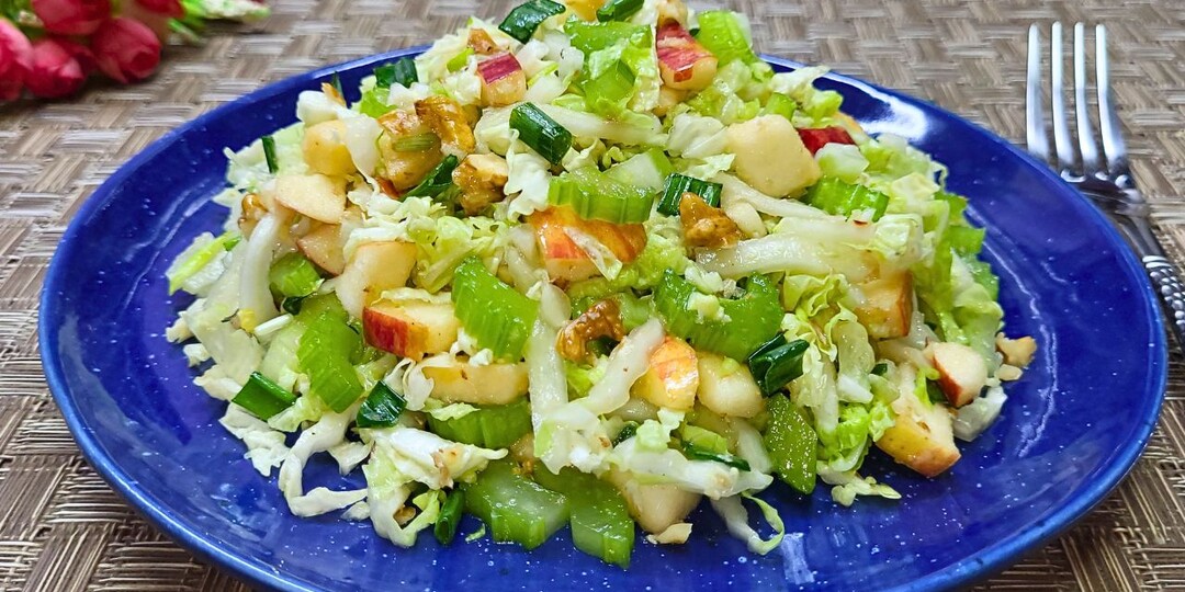 Весной всей семьей подсели на этот салат! 5 Минут и готово! Без майонеза! Быстрая закуска из пекинской капусты.