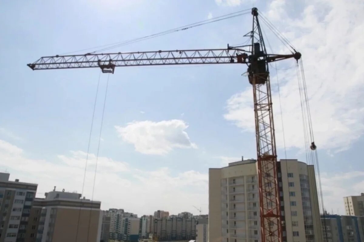   В Барнауле снова ищут арендатора под высотку за Музыкальным театром