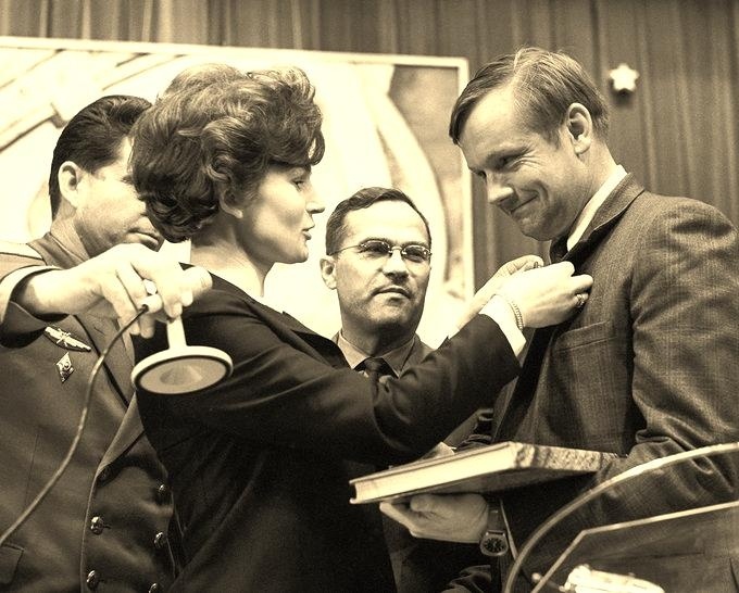 Источник фото ВКонтакте - https://sun9-24.userapi.com/s/v1/ig2/uXulQsNXb4EWYfXgkov8iB7S7tIsNOFU7v2NYg-RhLNvlP5SK6KxLkSa585O0HHXkxSJxqhrwJWYaAF36IpR2ugO.jpg?quality=95&as=32x26,48x39,72x58,108x87,160x128,240x193,360x289,480x385,540x434,640x514,680x546&from=bu&u=_5CV5ZrJN77jlAWieiwfYhzaMQMjntMOQq7byB2yCOI&cs=680x0