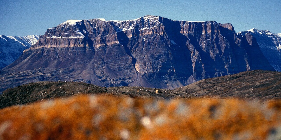 История Скандинавии / Величайшая афера X века / Как суровый викинг-изгнанник придумал первый в истории «маркетинговый ход»