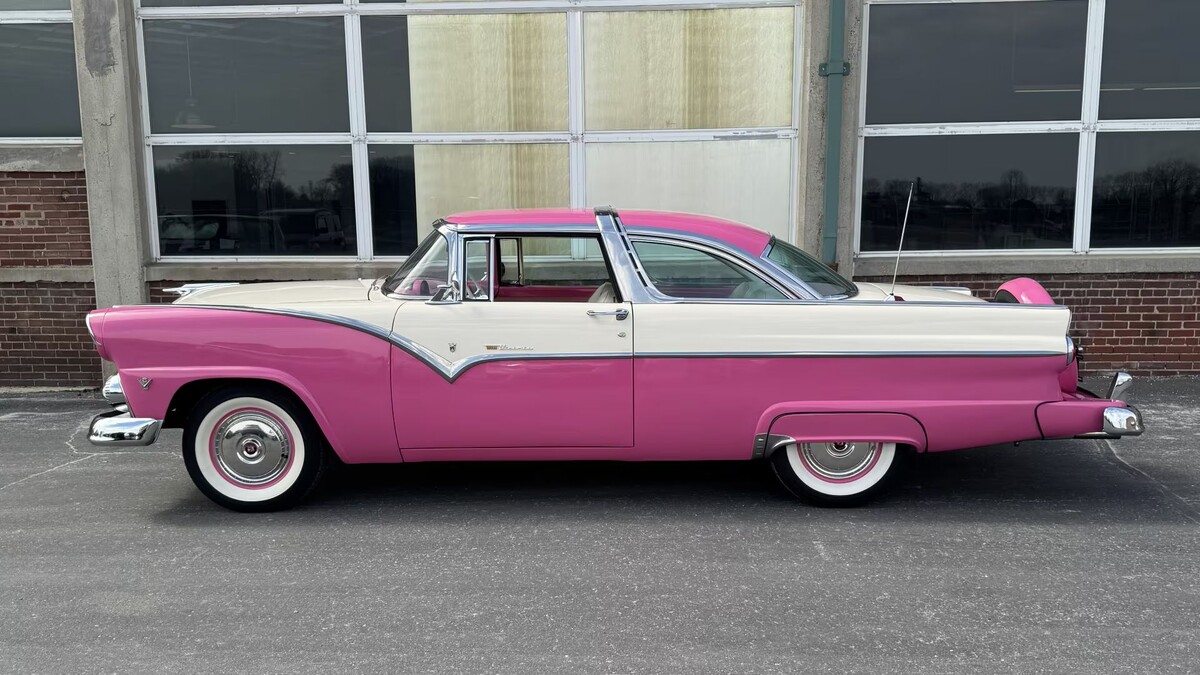 Ford Crown Victoria 1955 года