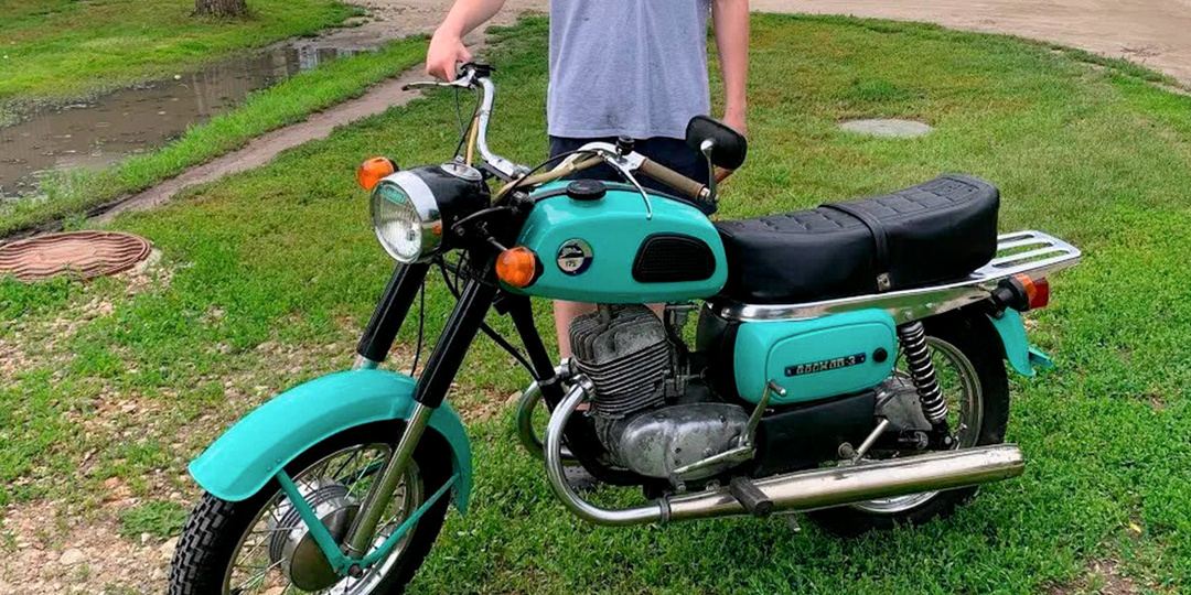 Мотоцикл «Восход» - один из самых популярных в СССР. 1,5 миллиона проданных «Восходов 3М» - рекорд завода в Коврове