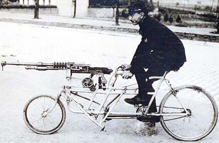 Как пытались установить пулемет на велосипед