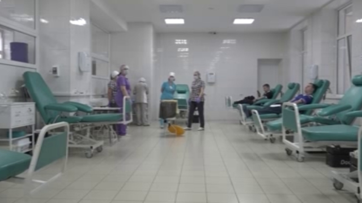    Ко Дню донора более 9 тысяч курян сдали кровь