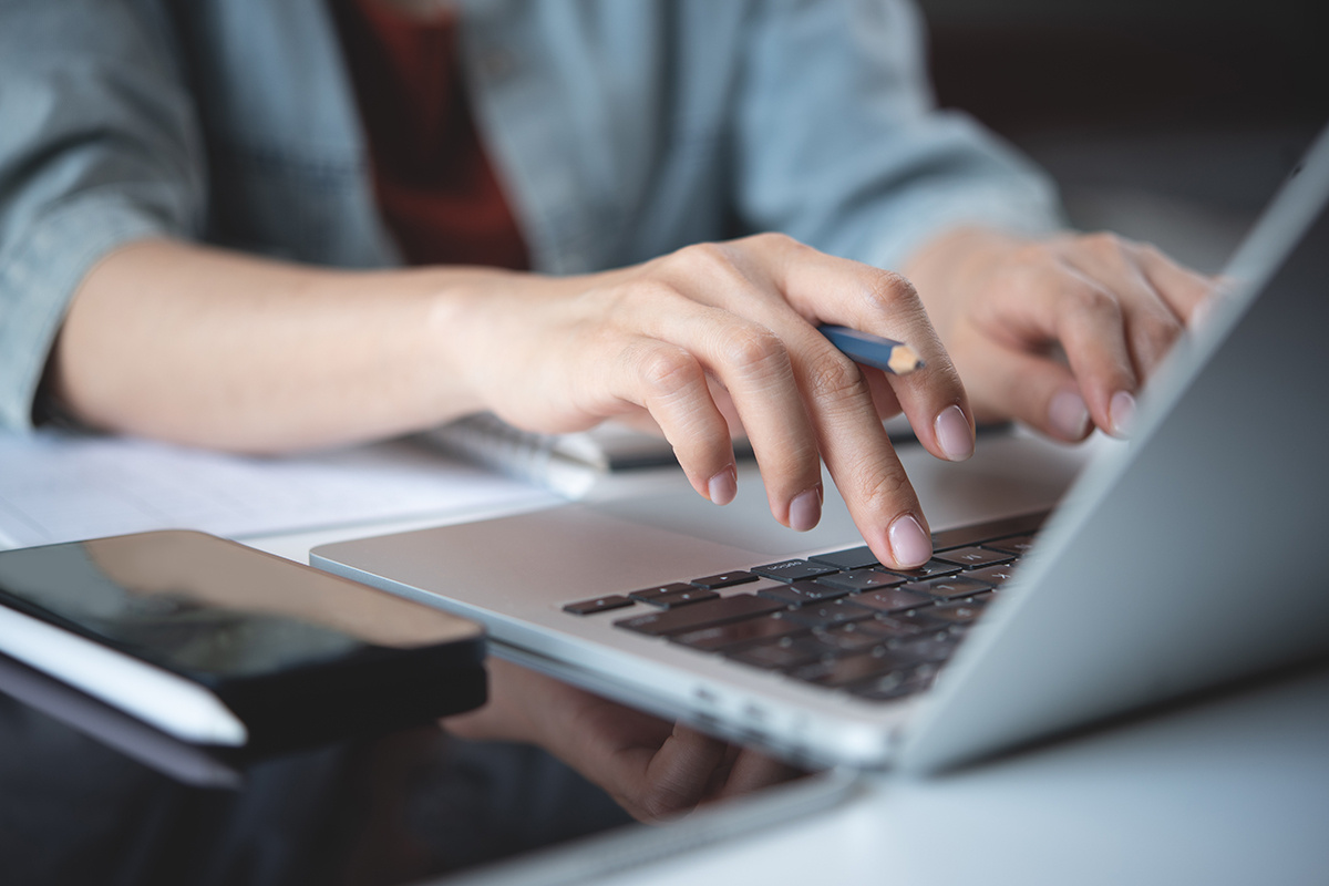 TippaPatt / Shutterstock / FOTODOM📷В описании вакансии могут указывать как gross-, так и net-зарплату