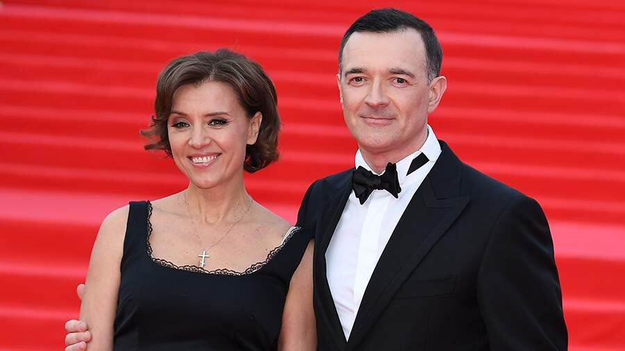 Отличная пара.Бероев с женой.