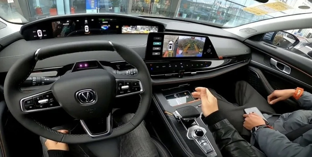 5 опций в современных авто, за которые переплачивают почти все. Почему в реальной жизни они оказываются почти бесполезными?