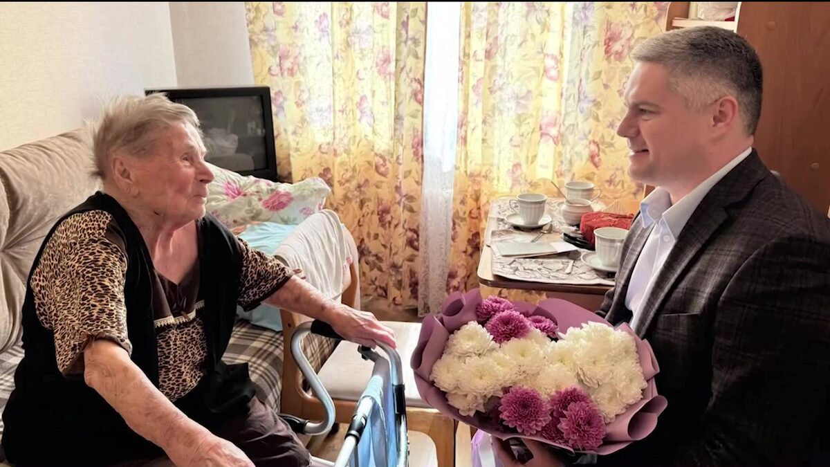    Ветерану педагогического труда из Уфы Лидии Бажановой исполнилось 107 лет