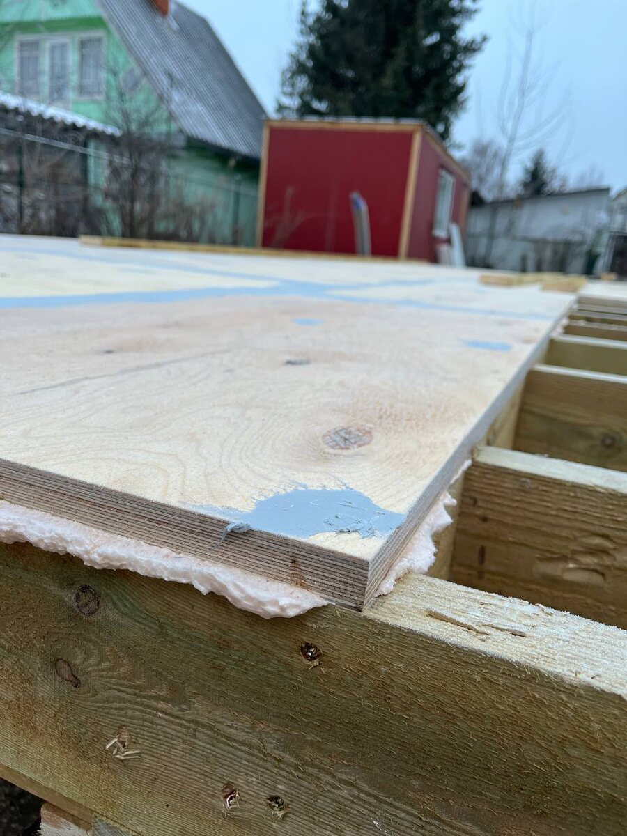 основание - влагостойка фанера
