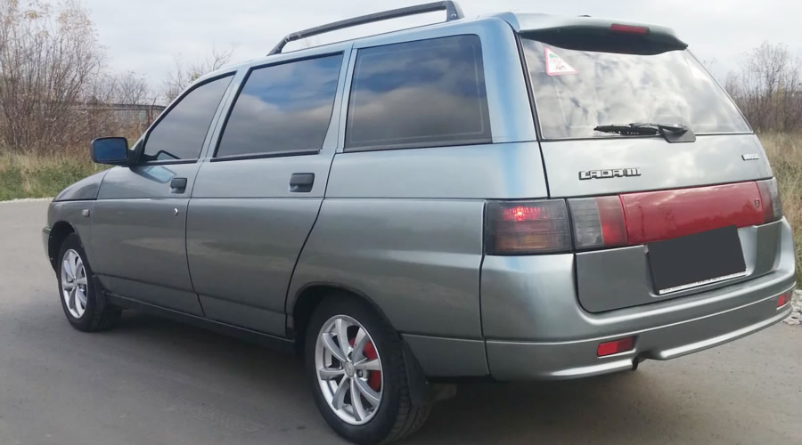 Lada (ВАЗ) 2111 - Вид сзади