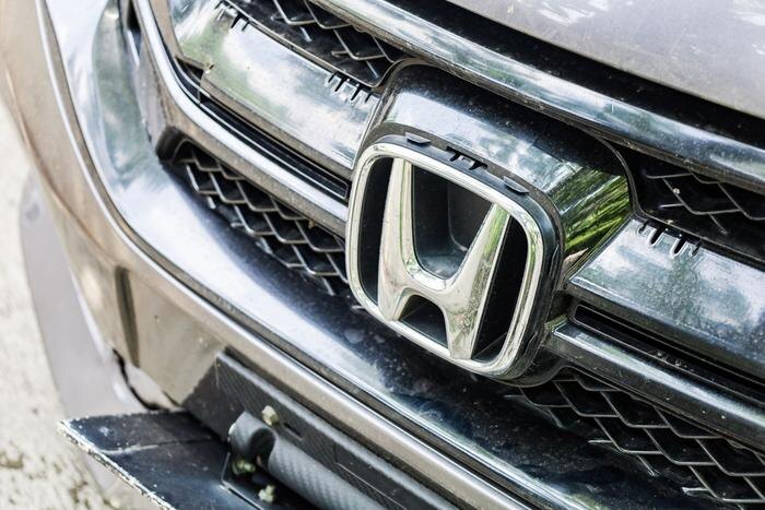 Обложка © Shutterstock / FOTODOM / RMT51