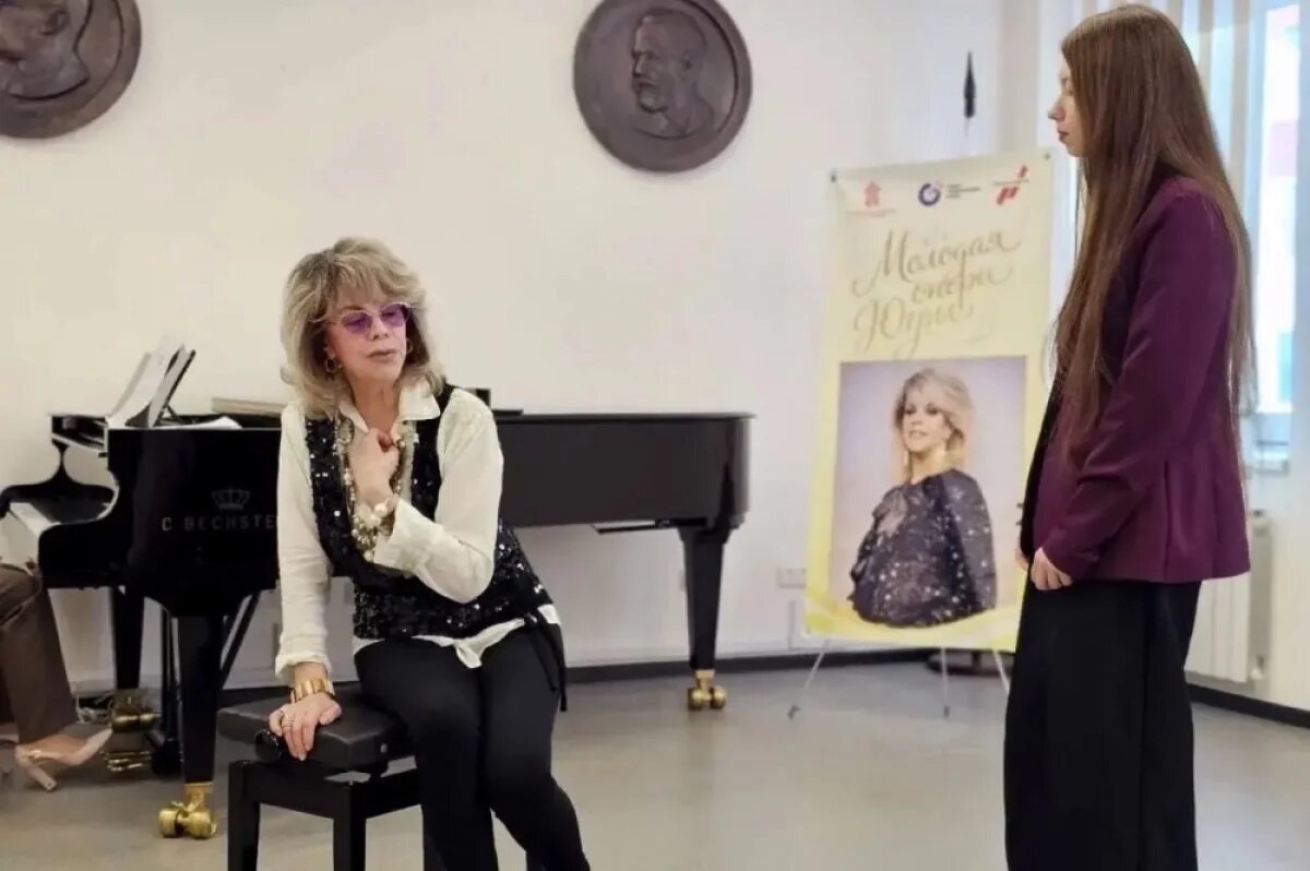    В Сургуте звезда русской оперы Казарновская дала уроки вокала студентам
