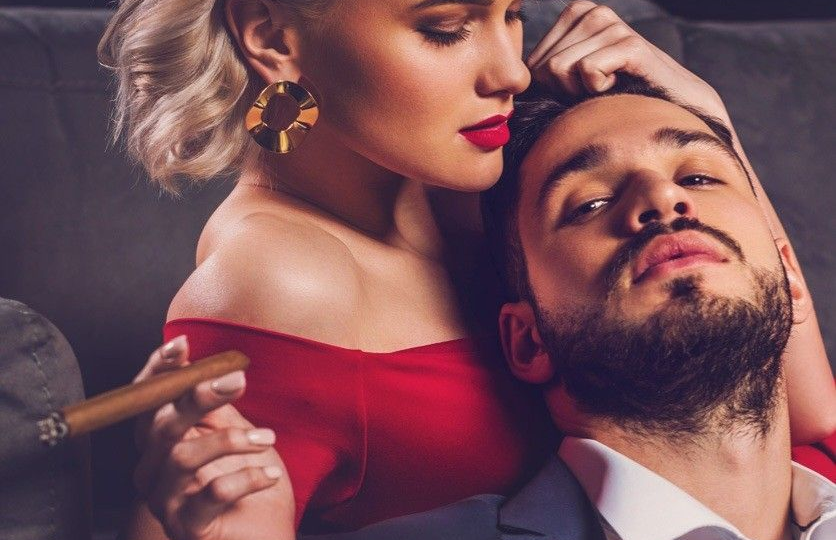 «Если вам нечего бросить к ногам женщины, хоть сами под ними не путайтесь»: мудрость, которую стоит запомнить навсегда