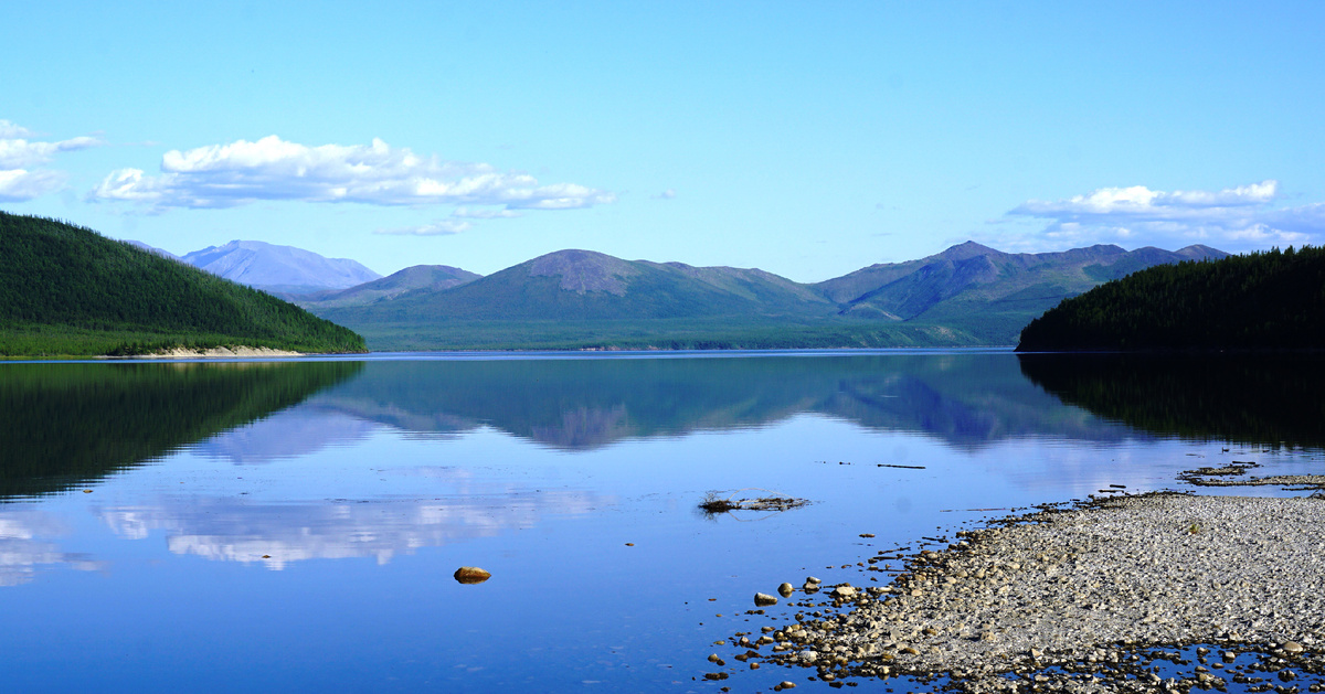 Река Колыма — 2129 километров через Якутию и Магаданскую область