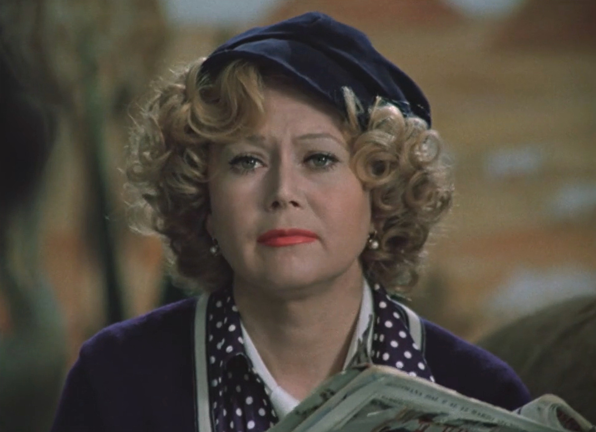 Кадр из кинофильма "Гараж", 1979 г., режиссер Эльдар Рязанов, сценаристы Эмиль Брагинский, Эльдар Рязанов, композитор Андрей Петров (скриншот)