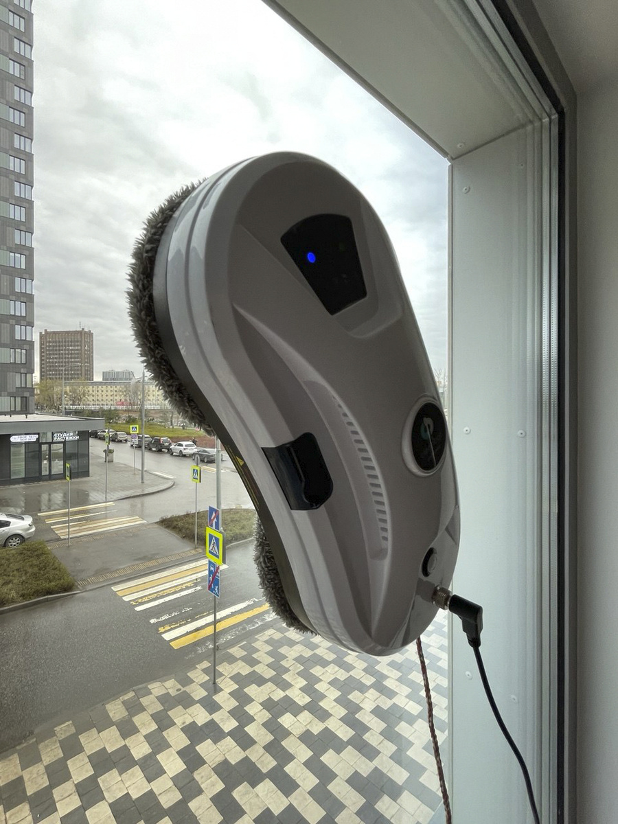 Робот - мойщик Cleanbot Ultraspray