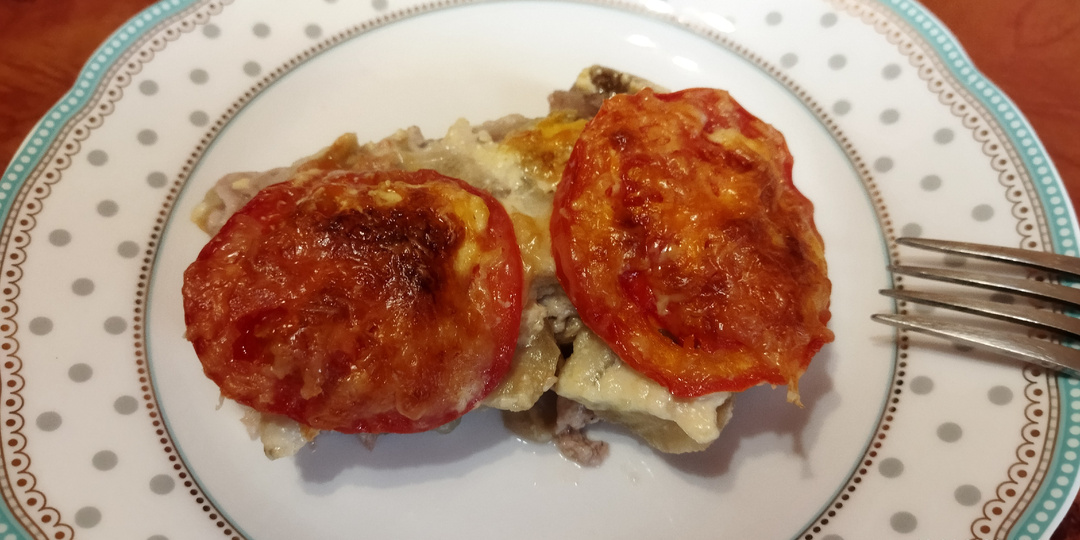 Мясо по французки с баклажанами, горячее для особого случая