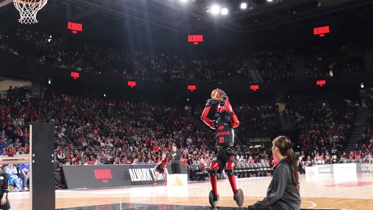 Робот, который бросает лучше Леброна. И не устаёт.