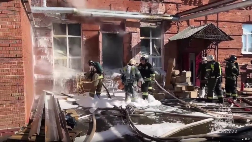    Пожар на ликероводочном заводе потушили в Удмуртии