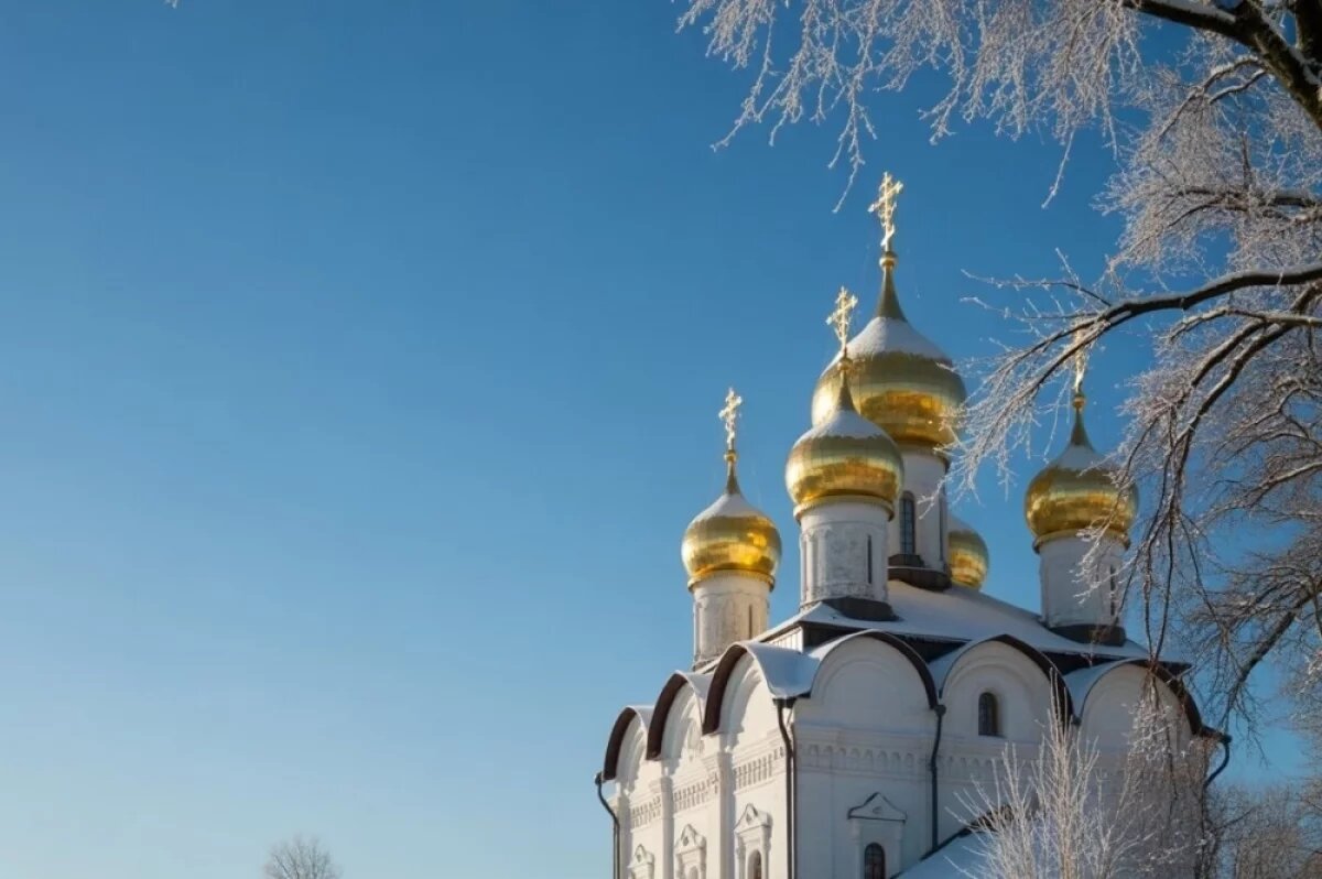    Пост отменён, уныние возбраняется, а душа призывается к радости, какой не бывает в другие дни.