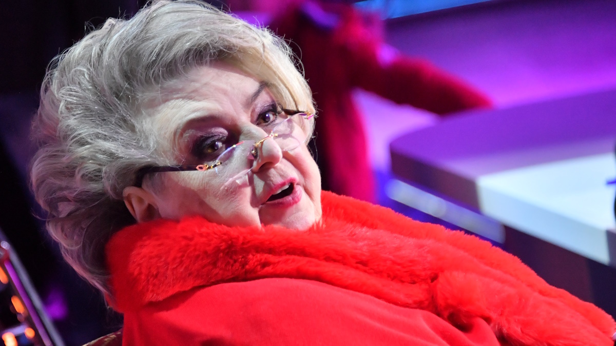    Тренер Татьяна Тарасова. Фото: Владимир ВЕЛЕНГУРИН, КП