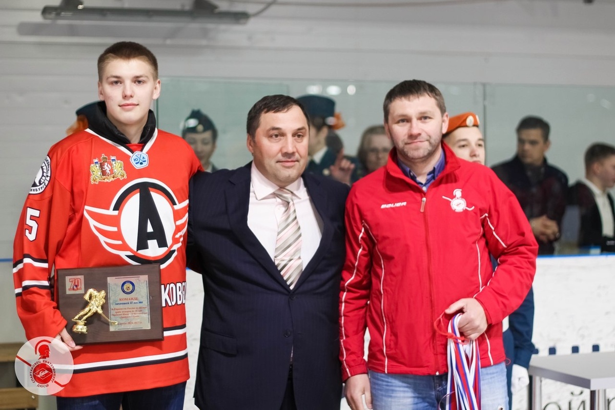    Что известно о Владимире Каримове — новом гендиректоре ХК «Южный Урал» из Екатеринбурга?