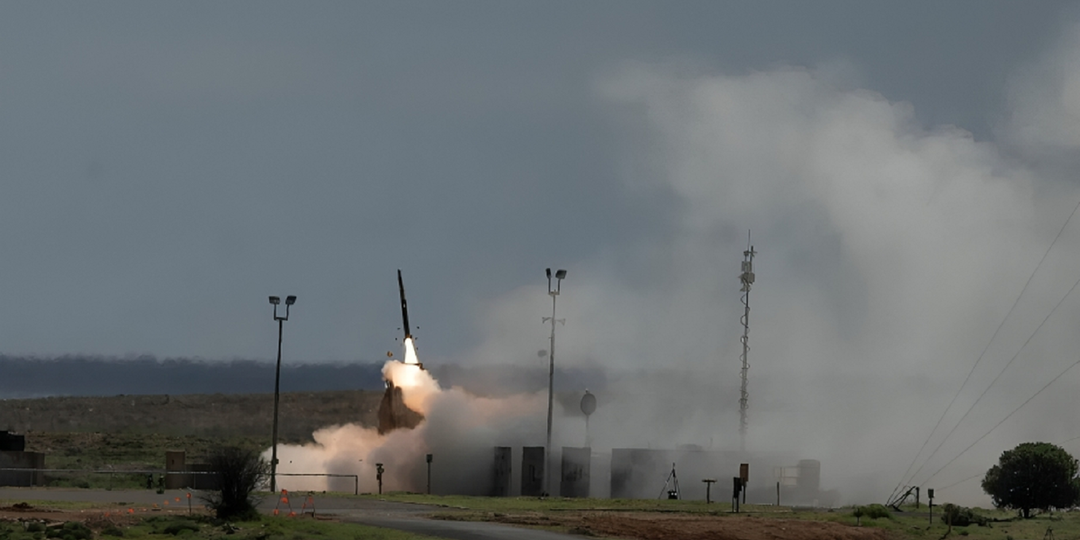 Австралия провела первое испытание собственной ракеты GMLRS
