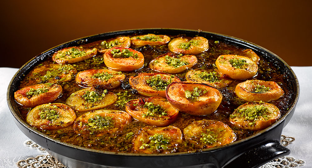 Мясо с персиками