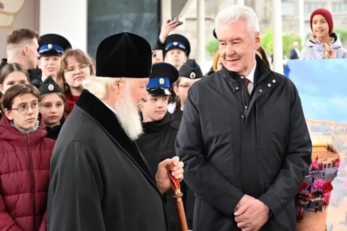    Сергей Собянин и Патриарх Кирилл посетили фестиваль «Пасхальный дар»